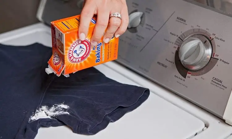 baking soda for mold removal